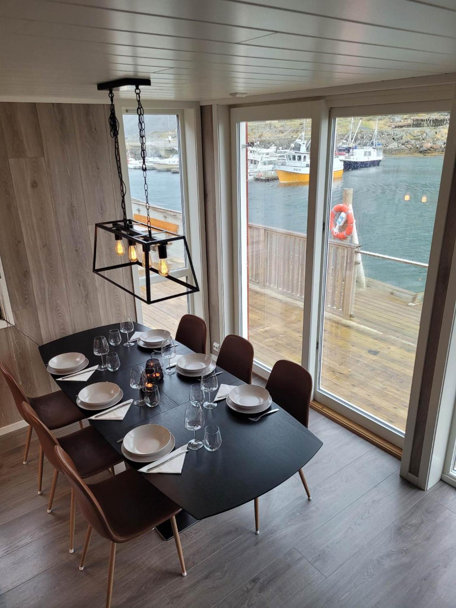 Waterfront Suite L Ballstad L Lofoten L Norway Zimmer foto